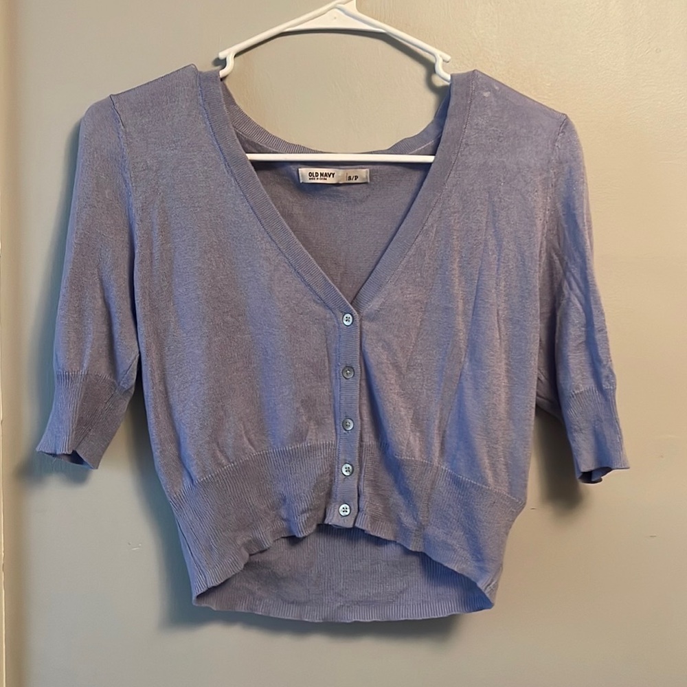 Light Purple Old Navy Cropped Sweater. Size Small